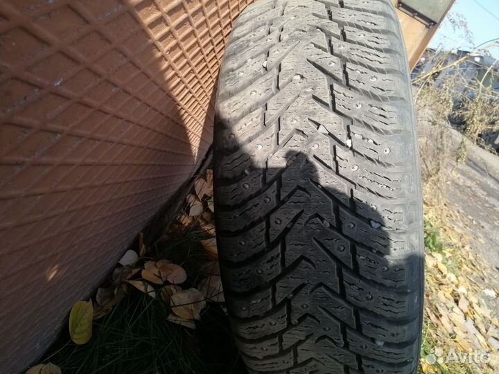 Nokian Tyres Hakkapeliitta 8 SUV 225/60 R17