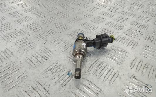 Форсунка бензиновая hyundai IX35 1 (2NT06B701)