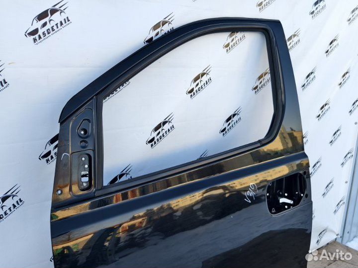 Дверь боковая передняя левая Hyundai Grand