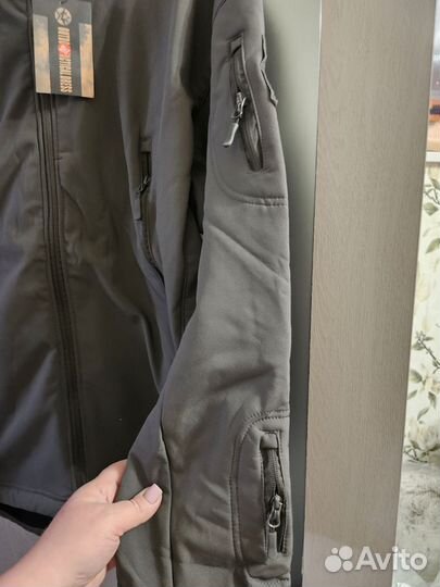 Непромокаемая куртка 54-56