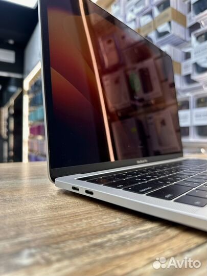 MacBook Pro 13