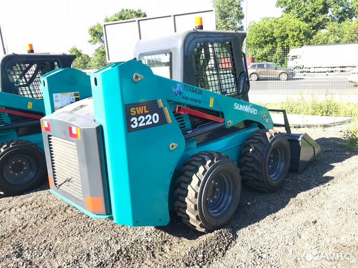 Мини-погрузчик Sunward SWL3220, 2023