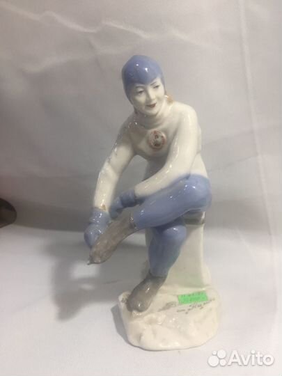 Статуэтка «Конькобежка Скобликова». ссср. 1960е