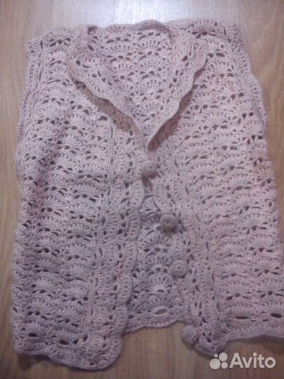 Ажурный жилет