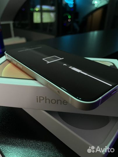 iPhone 12, 64 ГБ