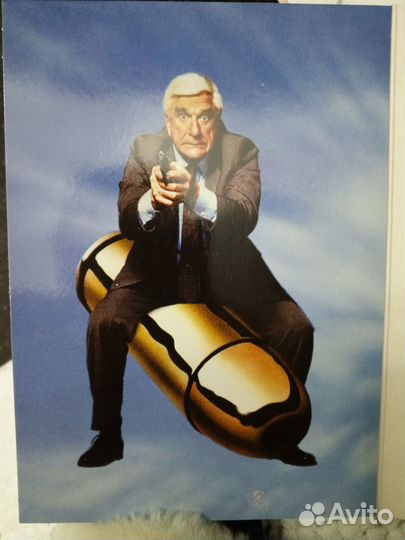 Голый пистолет