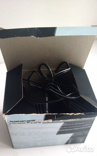 Зарядное устройство Robiton SMART S 100