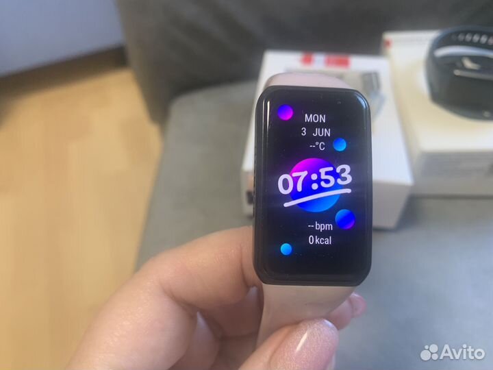 Смарт часы honor Band 6