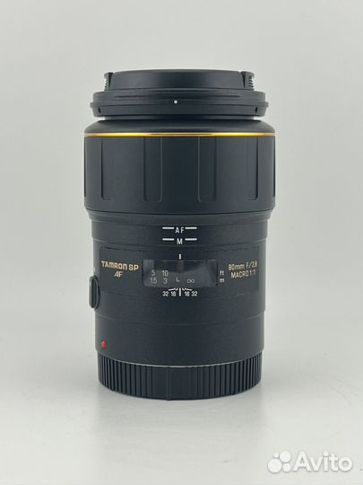 Tamron 90mm macro f/2.8 (id 016948)