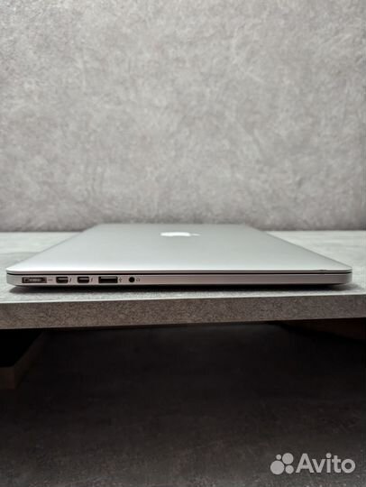 Apple MacBook Pro Retina 15-inch mid 2015 (16/256)