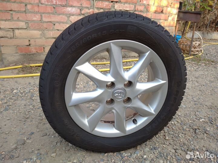 Оригинальные колёса toyota R 15
