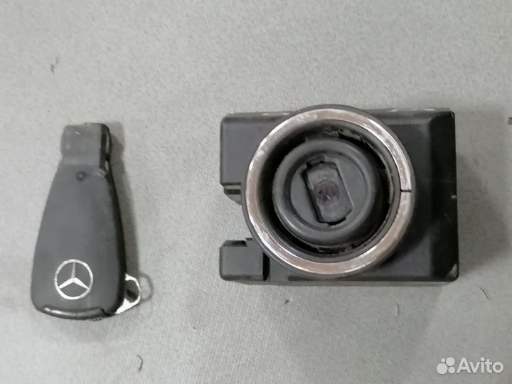 Замок зажигания Mercedes-Benz S-Class W220 1998-05