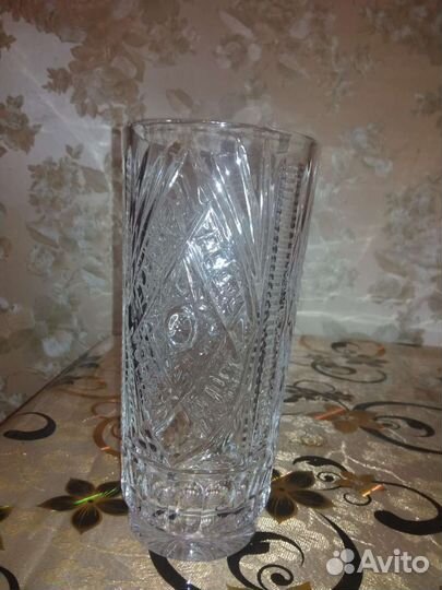 Хрустальная ваза