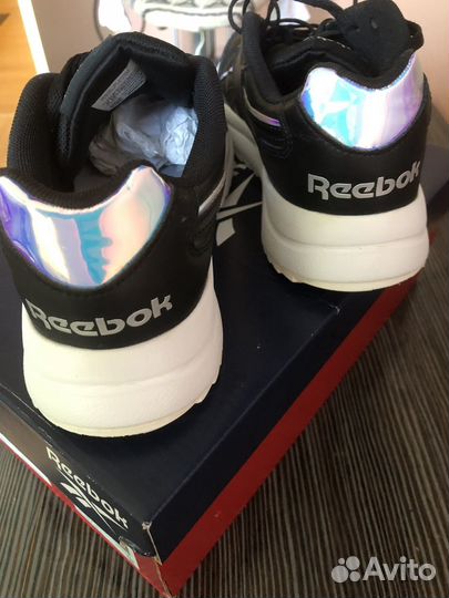 Кроссовки reebok женские 36