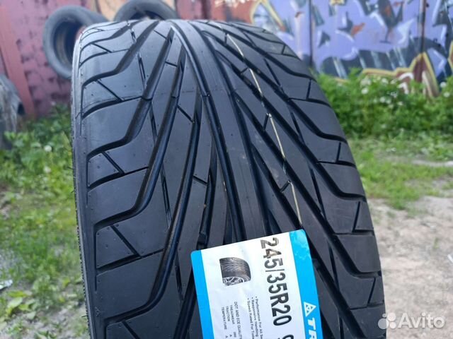 Triangle TR968 245/35 R20 91W