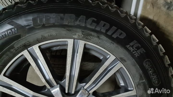 Goodyear Ultragrip Ice Arctic 285/60 R18