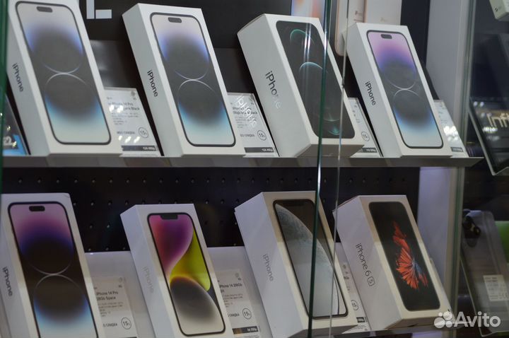 Продавец-консультант в салон Теле2 (ТЦ Нагорный)