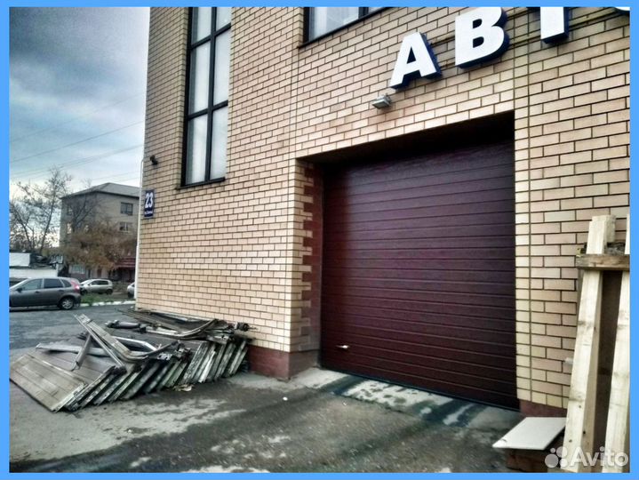 Гаражные ворота, секционные ворота DoorHan Alutech