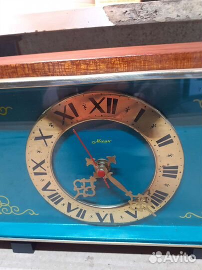 Настольные часы