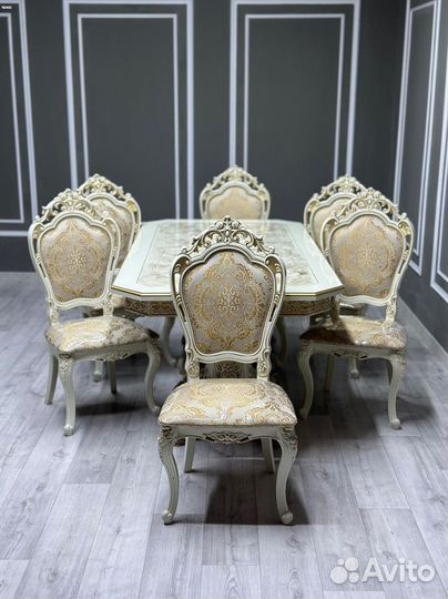 Стол и стулья в гостиную.Оплата при получении