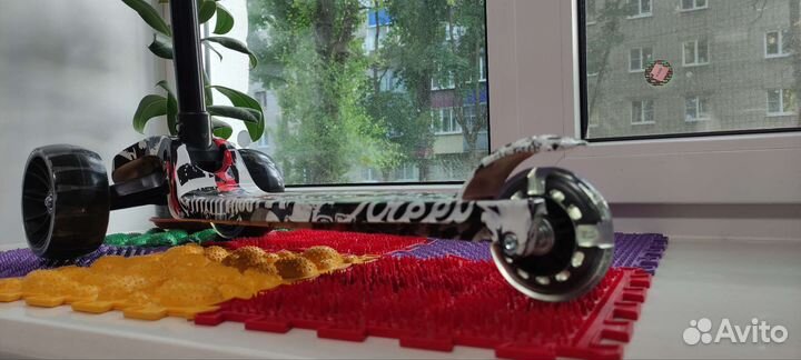 Самокат трехколесный новый Scooter