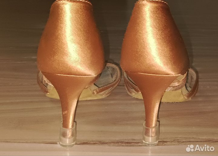 Туфли женские для бальных танцев