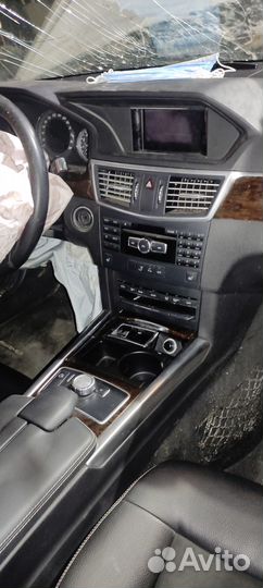 Mercedes-Benz E-класс 1.8 AT, 2012, битый, 180 000 км