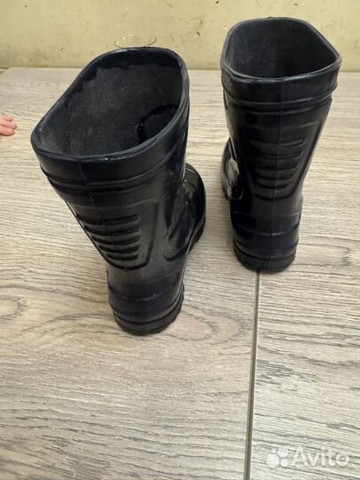 Детские резиновые сапоги 27