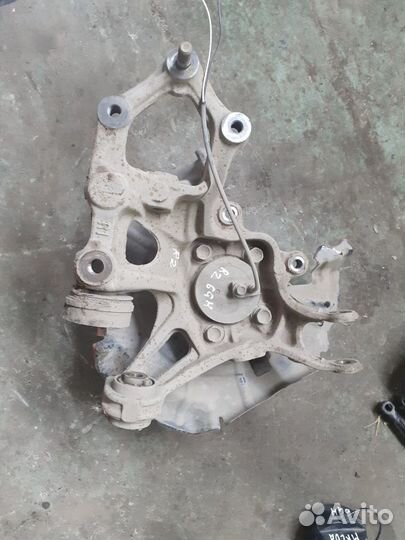 Кулак задний правый (цапфа) Мазда 6 gh Mazda 6 GH