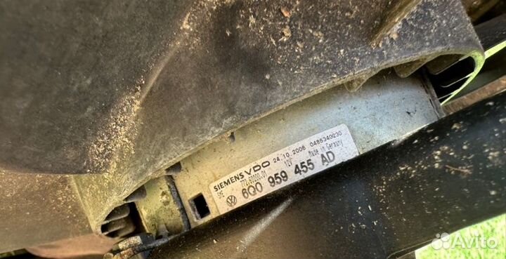 Радиатор (основной) Volkswagen Polo 2004