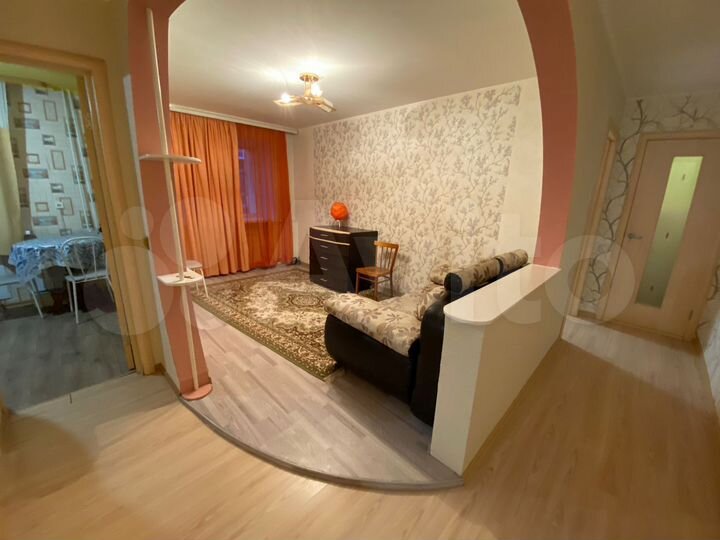 2-к. квартира, 44 м², 1/3 эт.