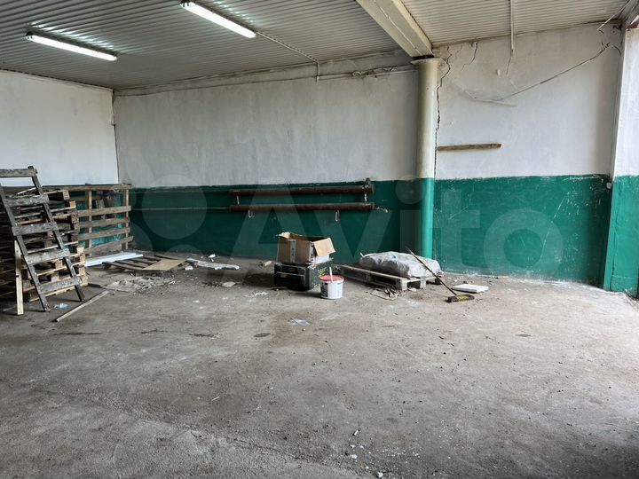 Гараж, > 30 м²