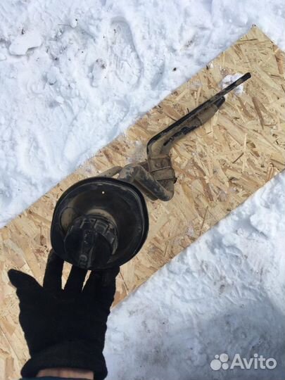 Топливозаливная горловина мазда3бк седан