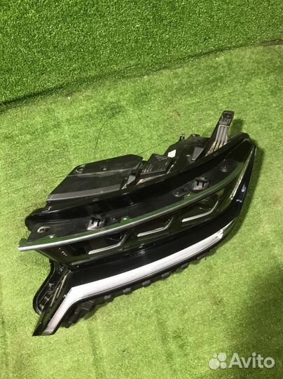 Левая фара Kia Sorento 4 MQ4 LED