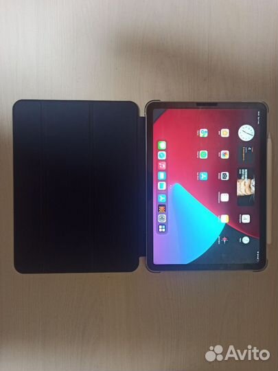 Apple iPad Air 2020 Wi-Fi 64 гб + Apple Pencil