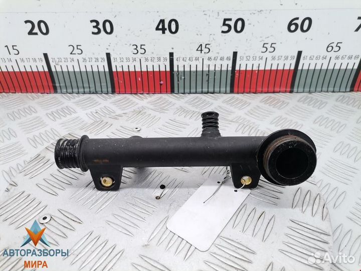 Патрубок радиатора BMW 3 E36 1993