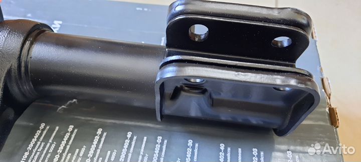 Амортизатор передний правый Лада Гранта