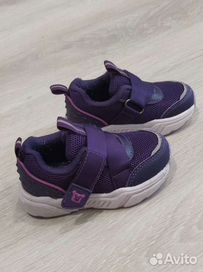 Кроссовки 21размер