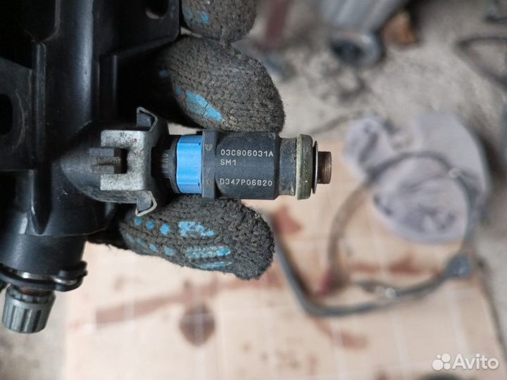 Форсунка топливная Volkswagen Polo 5 612