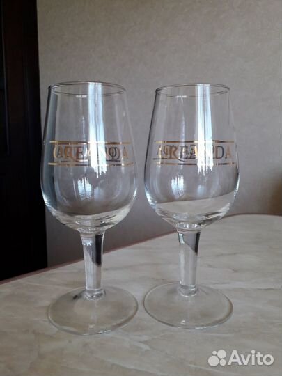 Фужеры для вина и бокал для пива Hoegaarden