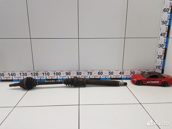 Полуось (привод) передний правый (Ford Focus)