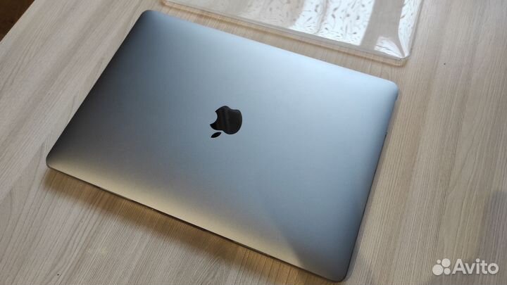 Apple macbook pro 13 2018