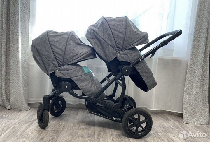 Коляска для двойни