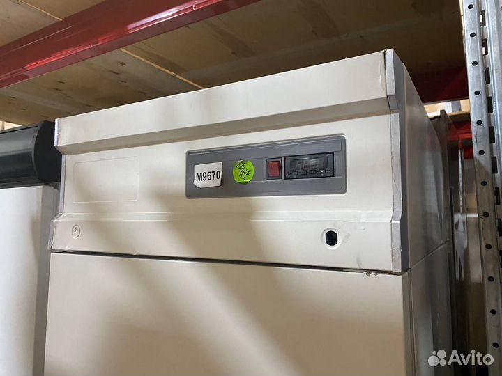 Морозильный шкаф