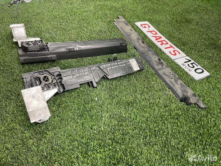 Пластик кассеты радиаторов Bmw 1 F20 N13B16 2012