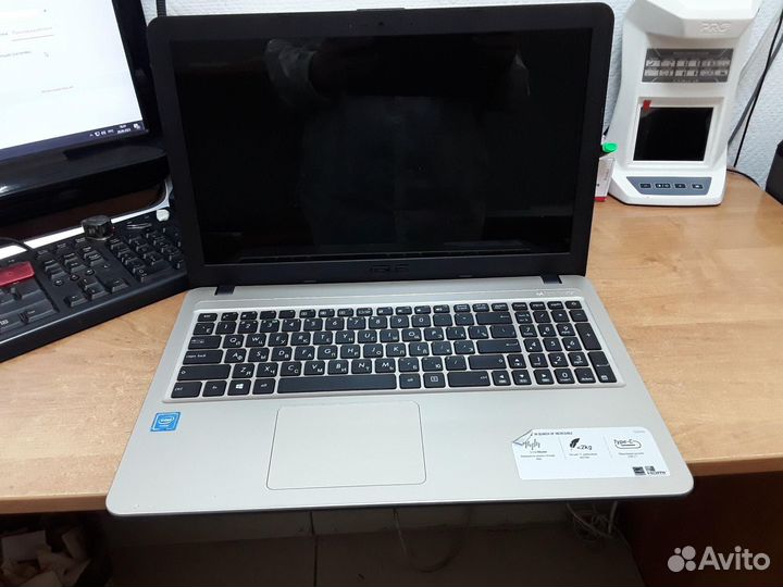 Ноутбук asus R540S