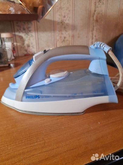 Паровой утюг Philips