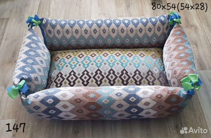 Лежанка для кошки