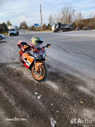 Honda CBR1000RR 2004