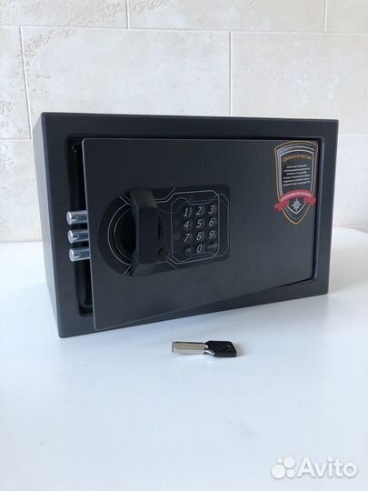 Сейф для оружия тт-200EL